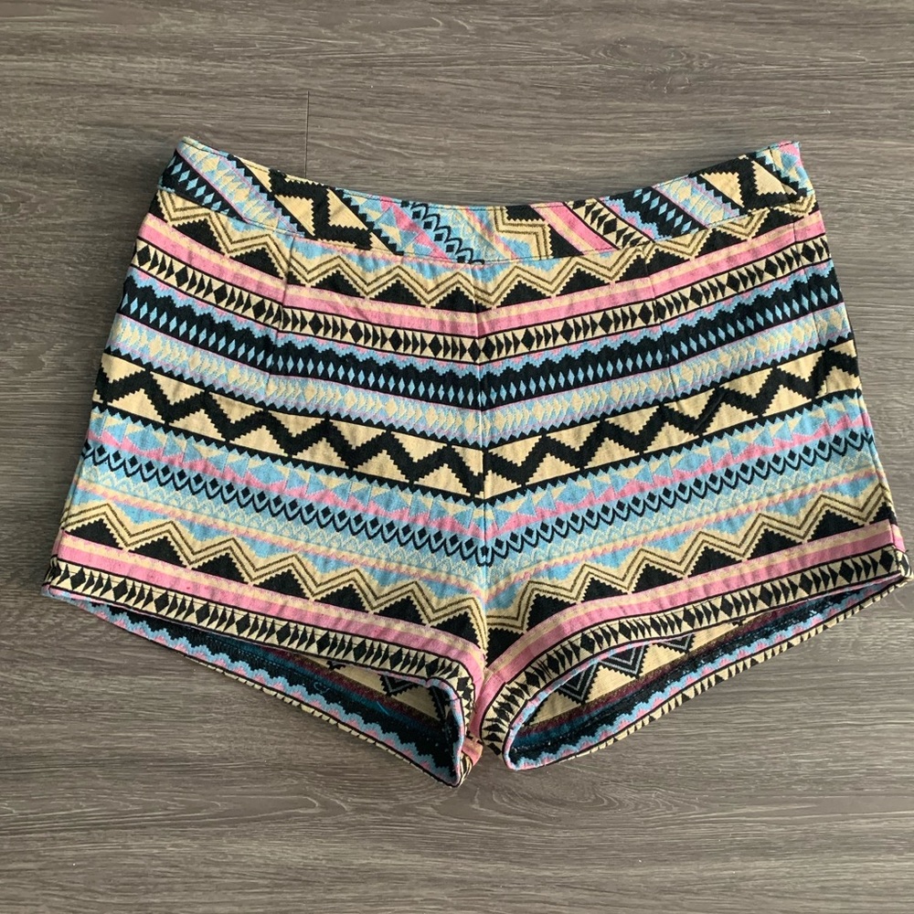 High waisted printed shorts